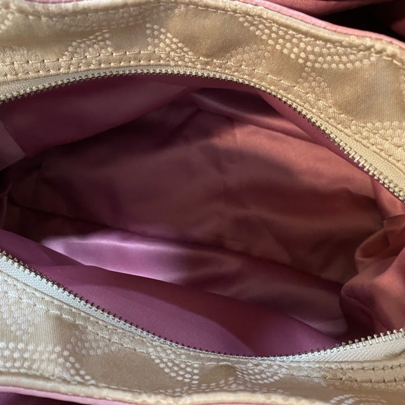 COACH Madison Op Art Maggie Shoulder Bag. In great condition! - Picture 11 of 11